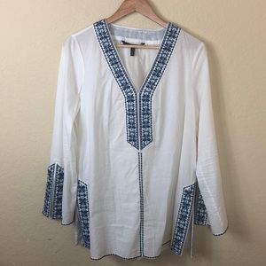 Euc White House Black Market embroidered tunic 8